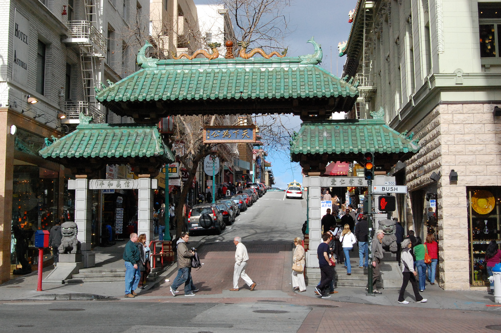 Gate,_Chinatown,_San_Francisco,_CA,_USA