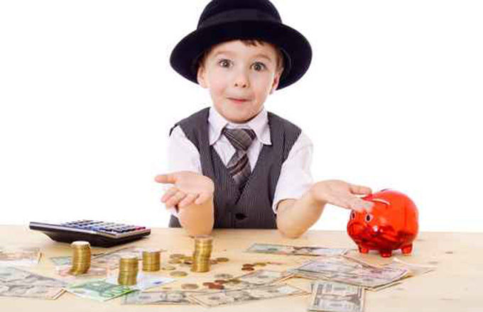 child_with_money